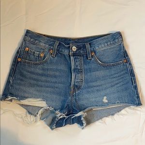 Levi’s shorts